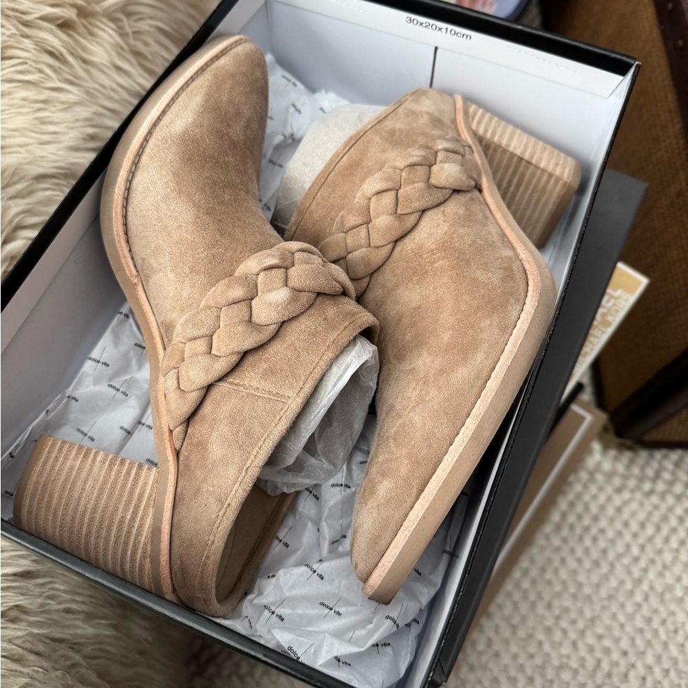 DOLCE VITA SIZE 8.5